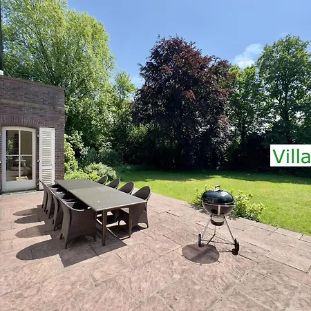 Luxury Emg - Historische Mit Sauna, Spa, Garten & Grossem Essbereich Fuer Bis Zu 22 Personen Villa