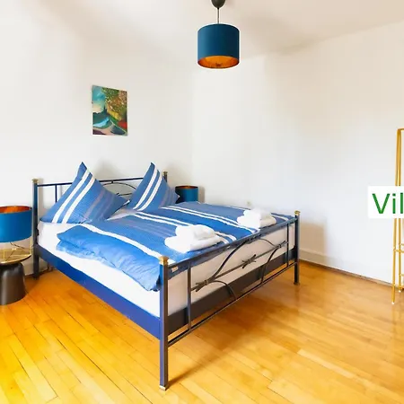 Luxury Emg - Historische Mit Sauna, Spa, Garten & Grossem Essbereich Fuer Bis Zu 22 Personen Villa *