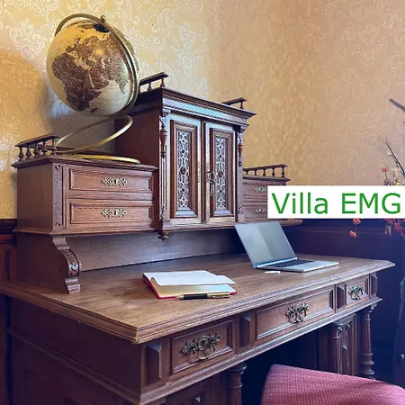Villa Luxury Emg - Historische Mit Sauna, Spa, Garten & Grossem Essbereich Fuer Bis Zu 22 Personen Steinfurt