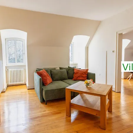 Luxury Emg - Historische Mit Sauna, Spa, Garten & Grossem Essbereich Fuer Bis Zu 22 Personen