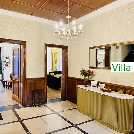 Luxury Emg - Historische Mit Sauna, Spa, Garten & Grossem Essbereich Fuer Bis Zu 22 Personen Villa *