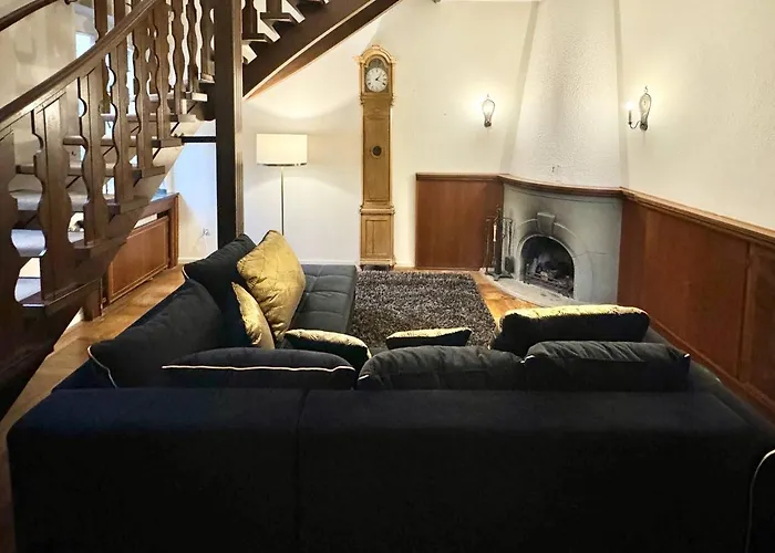 Villa Luxury Emg - Historische Mit Sauna, Spa, Garten & Grossem Essbereich Fuer Bis Zu 22 Personen Steinfurt