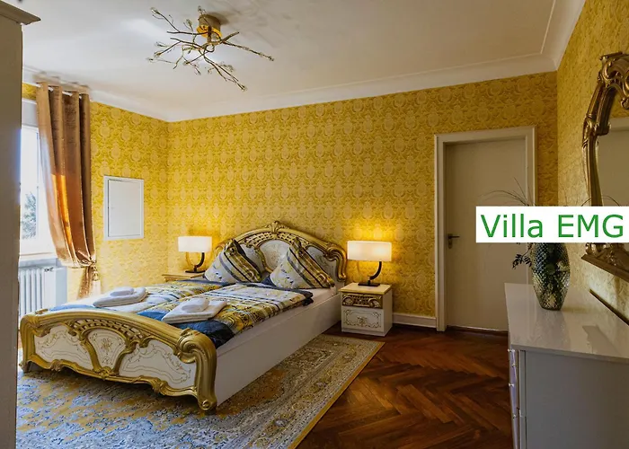Villa Luxury Emg - Historische Mit Sauna, Spa, Garten & Grossem Essbereich Fuer Bis Zu 22 Personen Steinfurt