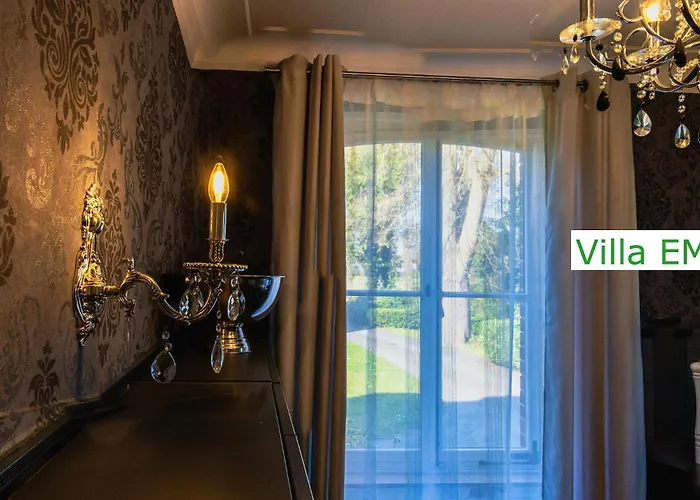 Luxury Emg - Historische Mit Sauna, Spa, Garten & Grossem Essbereich Fuer Bis Zu 22 Personen Steinfurt