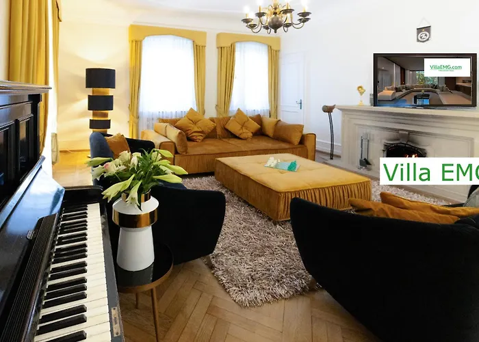 Luxury Emg - Historische Mit Sauna, Spa, Garten & Grossem Essbereich Fuer Bis Zu 22 Personen * Steinfurt