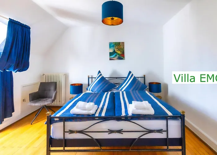 Villa Luxury Emg - Historische Mit Sauna, Spa, Garten & Grossem Essbereich Fuer Bis Zu 22 Personen Steinfurt