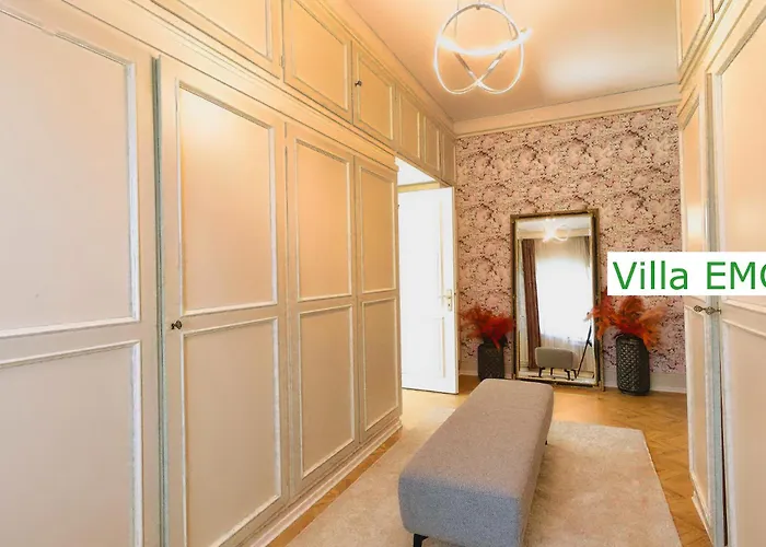 Luxury Emg - Historische Mit Sauna, Spa, Garten & Grossem Essbereich Fuer Bis Zu 22 Personen * Steinfurt