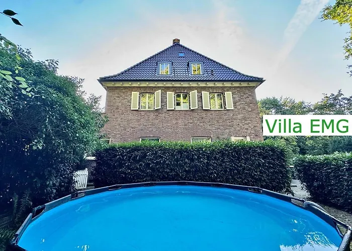Luxury Emg - Historische Mit Sauna, Spa, Garten & Grossem Essbereich Fuer Bis Zu 22 Personen Villa *