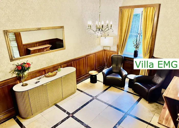 Villa Luxury Emg - Historische Mit Sauna, Spa, Garten & Grossem Essbereich Fuer Bis Zu 22 Personen Steinfurt